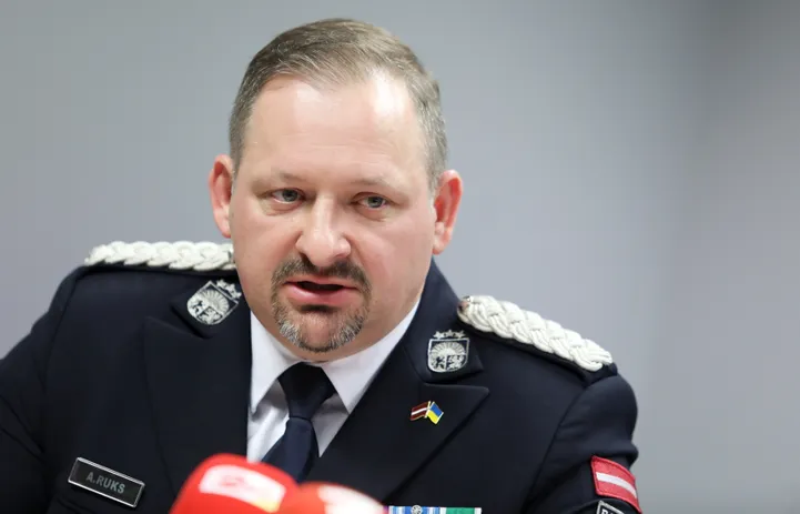 Министр внутренних дел Янис Домбрава инициировал проверку в отношении начальника Госполиции Арманда Рукса