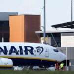 На рейсе Ryanair из Салоников произошла разгерметизация, один пассажир пострадал