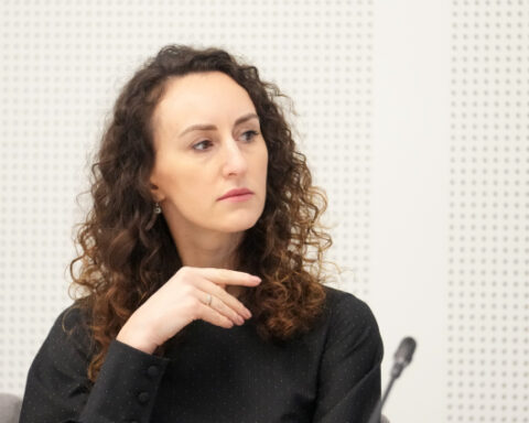 Омбудсмен Карина Палкова призвала защищать права жителей Латвии в вопросах миграции