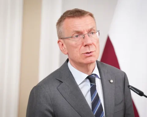 Президент Ринкевич о ситуации на латвийско-белорусской границе: действия против гибридных угроз и преступности