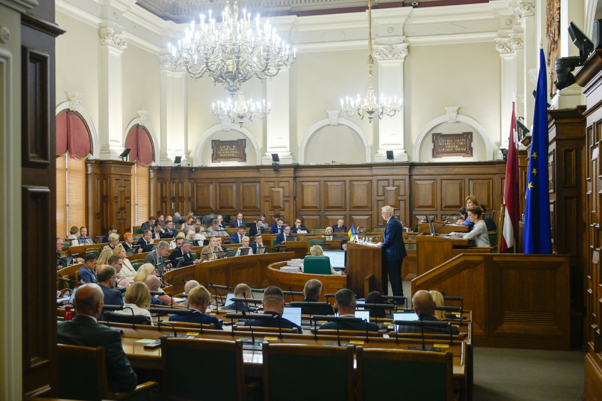Сейм Латвии принимает законопроекты о запрете российских товаров и использования русского языка