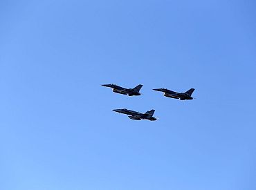 Великобритания перехватила российские самолеты, осуществлявшие маневры у авианосца в Норвежском море