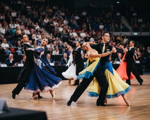 WDSF вернула российских спортсменов к соревнованиям на общих основаниях