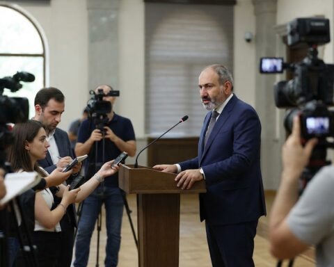 Армения готовит первые поставки товаров в Азербайджан