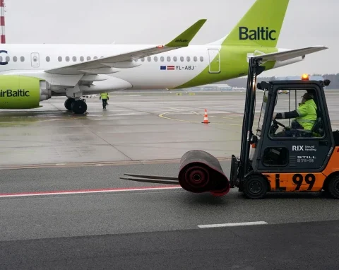 airBaltic меняет расписание полетов, закрывая маршруты и уменьшая частоту рейсов в зимнем сезоне
