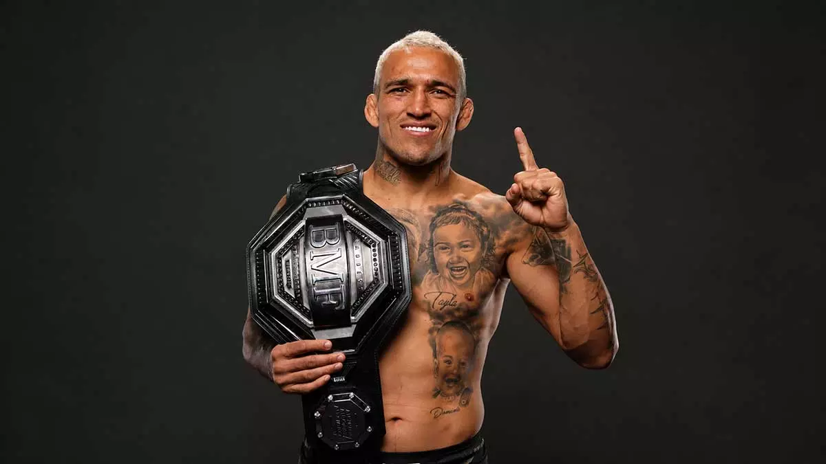 Чарльз Оливейра планирует объединить титулы BMF и UFC в бою с Джастином Гэйтжи