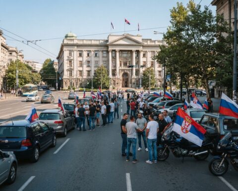 Автопробег в Белграде стал частью пророссийской кампании против курса Сербии в ЕС