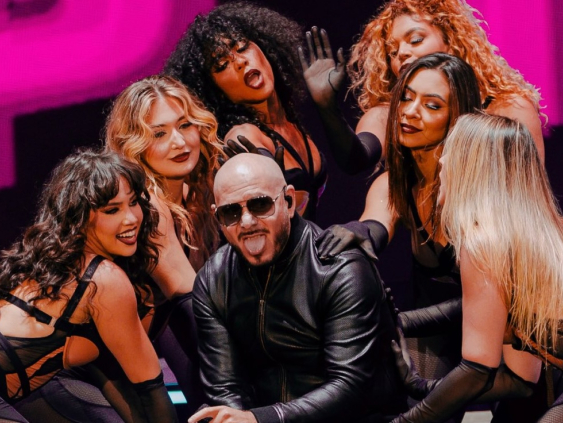 Деньги за билеты на отмененный концерт Pitbull вернут автоматически