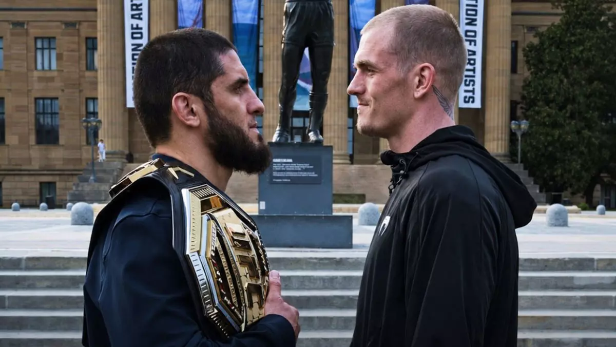 Ислам Махачев пообещал победить Йена Гэрри в первом раунде на UFC 330 в Филадельфии