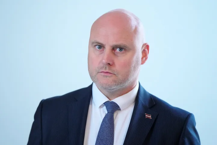 Кулбергс призвал Домбраву согласовывать письма к иностранным государствам после инцидента с Испанией