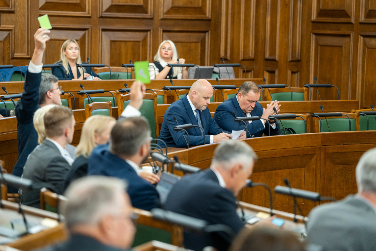 Латвийский Сейм предлагает временное изъятие недвижимости у граждан в случае военной угрозы