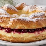 Торт «Карпатка» с заварным кремом и вишней