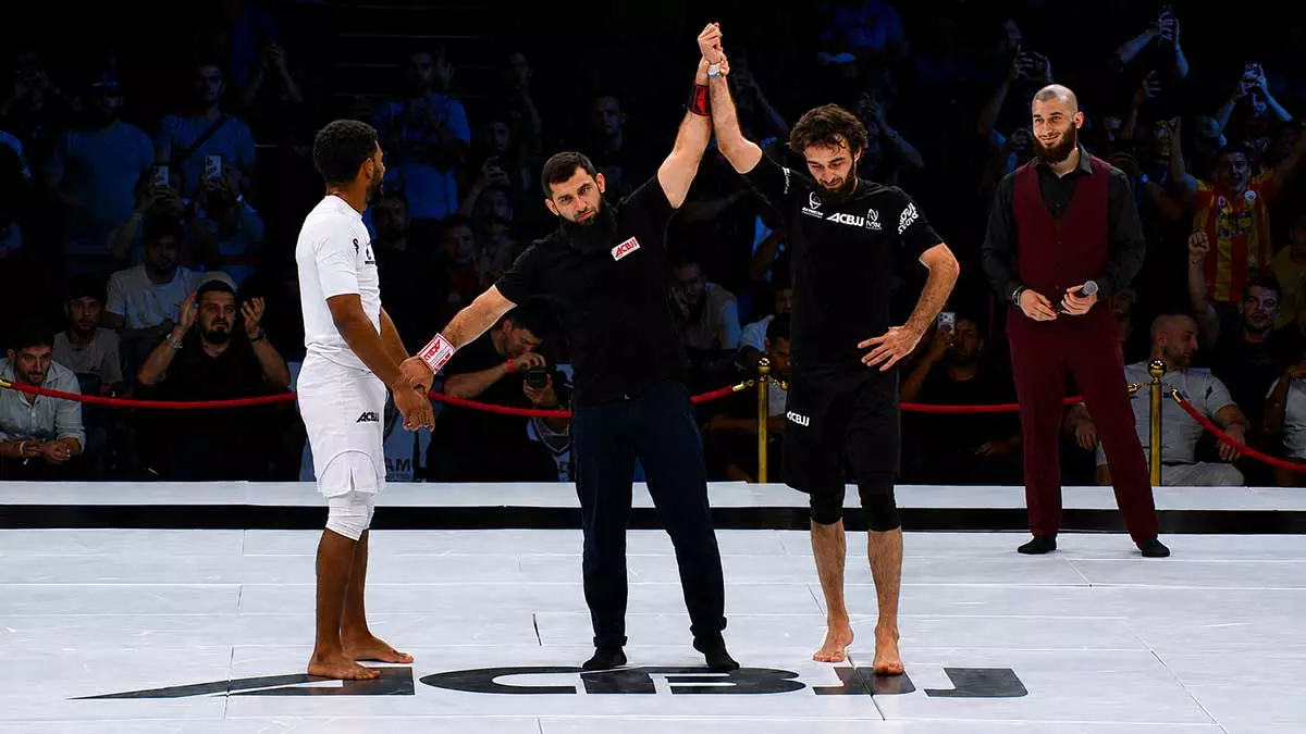 Забит Магомедшарипов одержал победу на турнире ACBJJ в Стамбуле после семилетнего перерыва