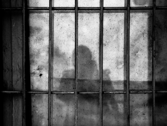 Заключенные Латвии зарабатывают в среднем 282 евро на рабочих местах у коммерсантов