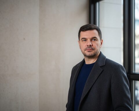 Словацкий депутат Милан Угрик заявил о разделе Украины как о возможном сценарии окончания войны