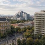 Планы распродажи госзданий в Будапеште усилили вопросы к расходам Орбана