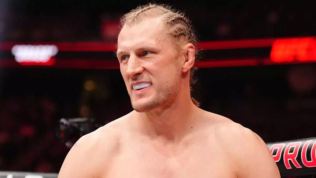 Александр Волков поддержал бой Сирила Гана и Джоша Хокита за титул UFC в Нью-Йорке