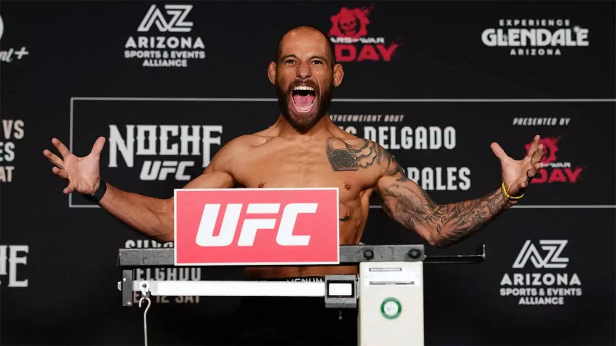 Бойцы турнира Noche UFC 4 успешно прошли весовую процедуру в Глендэйле, США