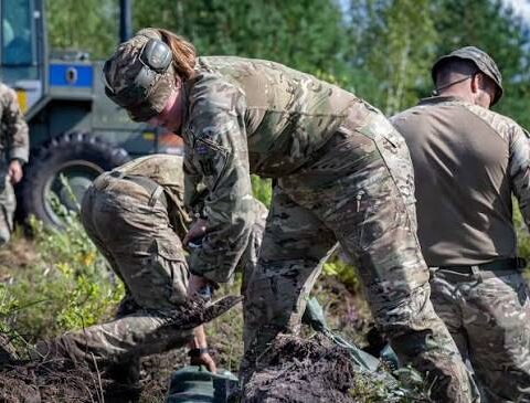 Четыре итальянских военнослужащих ранены в результате несчастного случая на полигоне в Латвии
