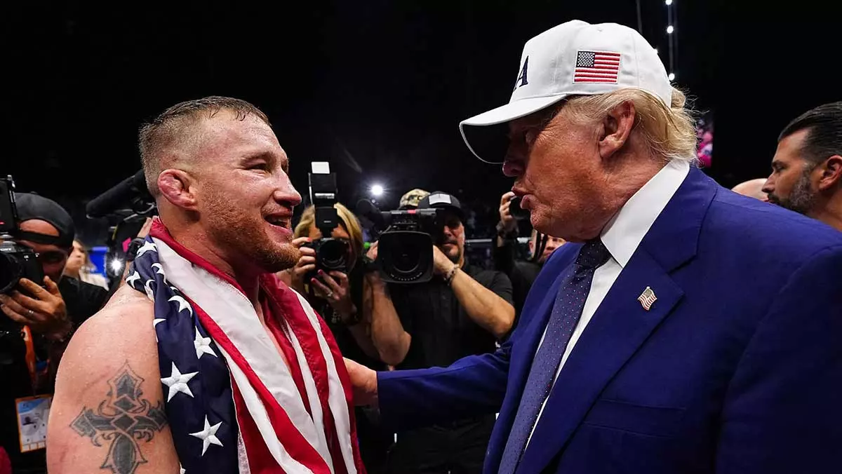 Джастин Гэйтжи пропустил раунд боя из-за звонка Дональда Трампа о гольфе