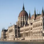 Парламентская комиссия Венгрии планирует заслушать 65 человек по делу о злоупотреблениях в системе судебного исполнения