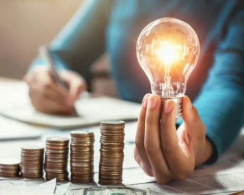 Электричество в Латвии выросло в цене на 45,8% по сравнению с прошлым летом