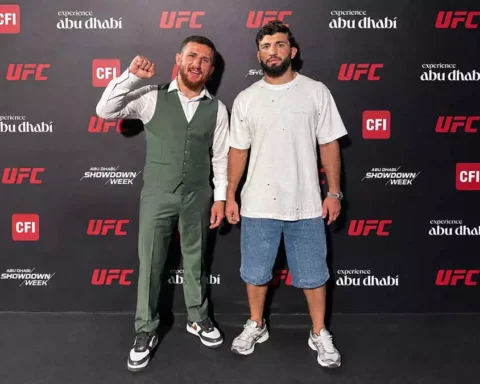 Мераб Двалишвили отдаст пояс UFC Арману Царукяну при его победе над Топурией