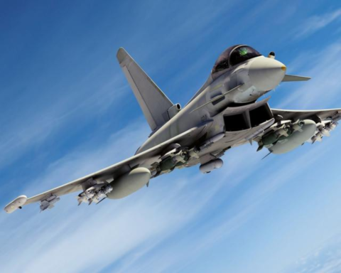 Немецкие истребители Eurofighter прибыли в Латвию для усиления воздушной обороны НАТО