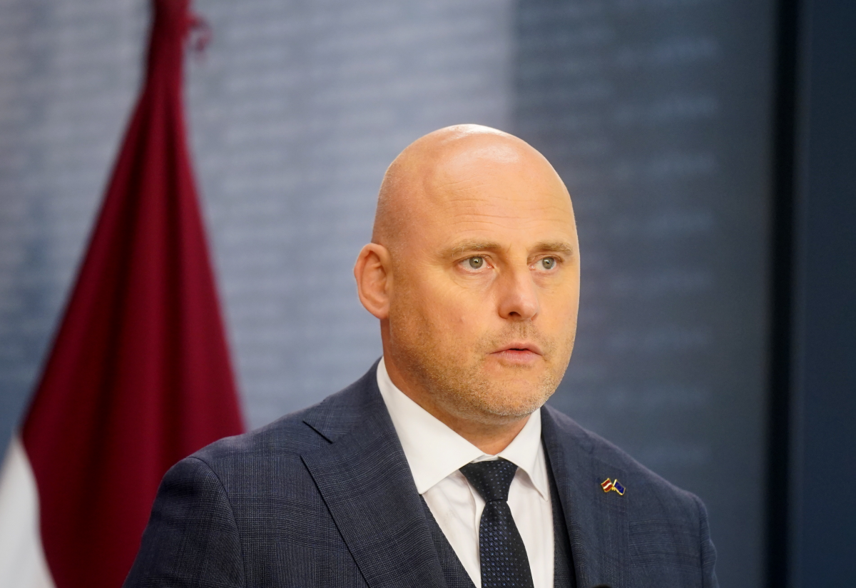 Премьер-министр Кулбергс призывает усилить контроль над миграцией в Латвии