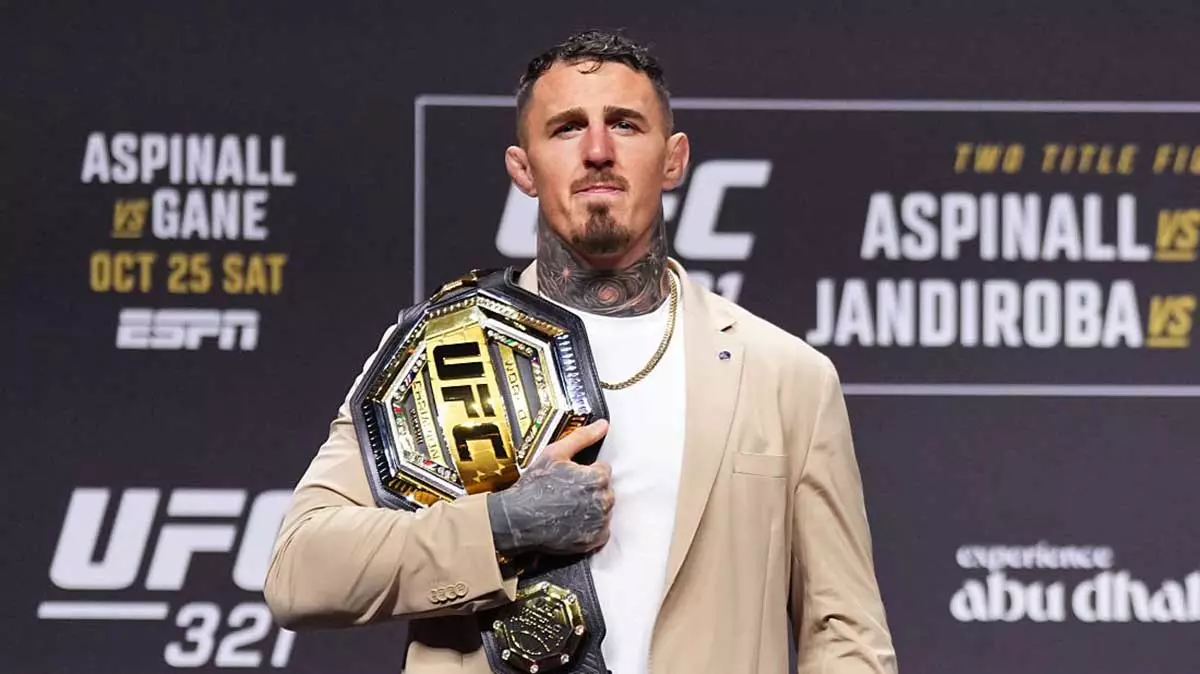 Том Аспиналл освобождает титул чемпиона UFC в тяжёлом весе для восстановления после операции на глазах