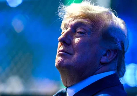 Трамп требует от Европы миллиардов долларов за военную помощь Украине