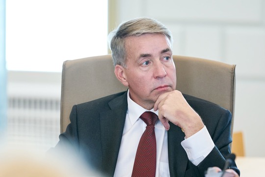 Улдис Аугулис назначен исполняющим обязанности министра благосостояния Латвии после скандала с Узулниексом