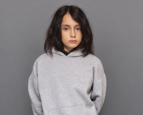 В Риге полиция разыскивает пропавшую 13-летнюю девочку Елизавету Дудник