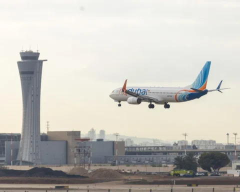 Второй пилот FlyDubai напал на командира, самолёт резко снизился в Саудовской Аравии