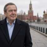 Поездка Шрёдера в Москву выявила пробелы в контроле властей Германии