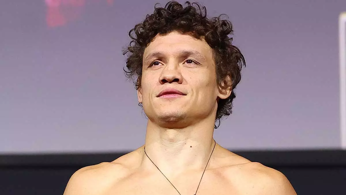 Роман Копылов ожидает затяжной бой против Атебы Готье на турнире UFC 332