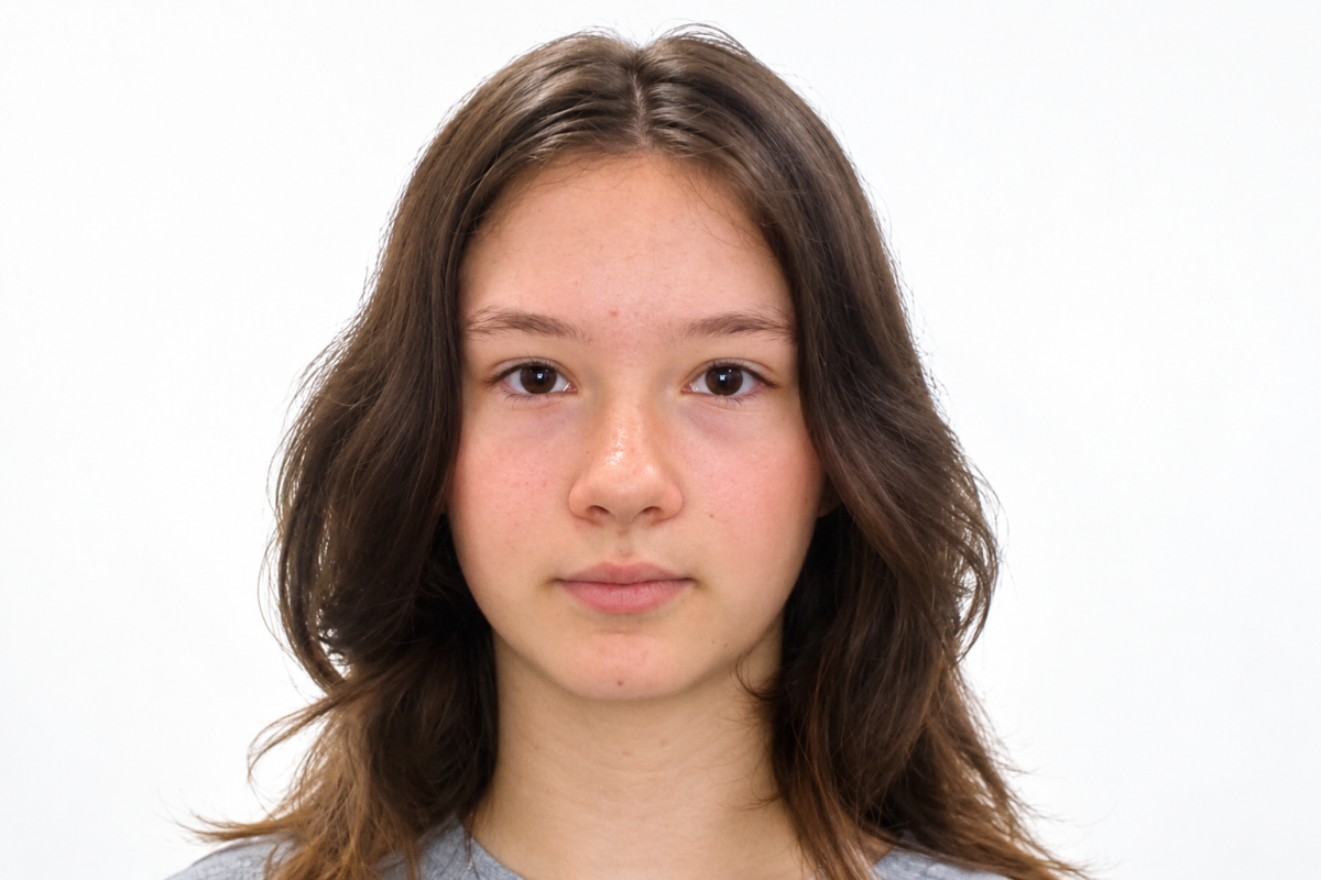 В Риге полиция разыскивает 13-летнюю девочку Ксению Гох, пропавшую без вести